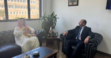 التقى الأمين العام لوزارة الخارجية والمغتربين السفير هاني الشميطلي  سفير المملكة العربية السعودية لدى لبنان وليد البخاري