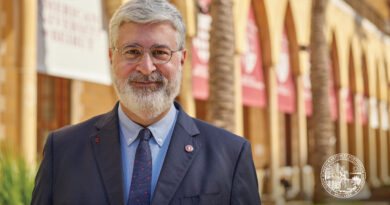 انتخاب رئيس الجامعة الأميركية في بيروت فضلو خوري إلى الأكاديمية الأميركية للفنون والعلوم