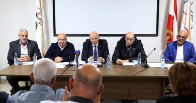 بحضور 18 إتحاداً من أصل 32 أولمبياً  عمومية الأولمبية اللبنانية أقرّت البيانين الإداري والمالي بالإجماع   تجميدعمل مركز التحكيم وتعليق قراراته  جلخ تبلّغ من الأولمبية الدولية والأولمبي الآسيوي محاذير التدخل الحكومي