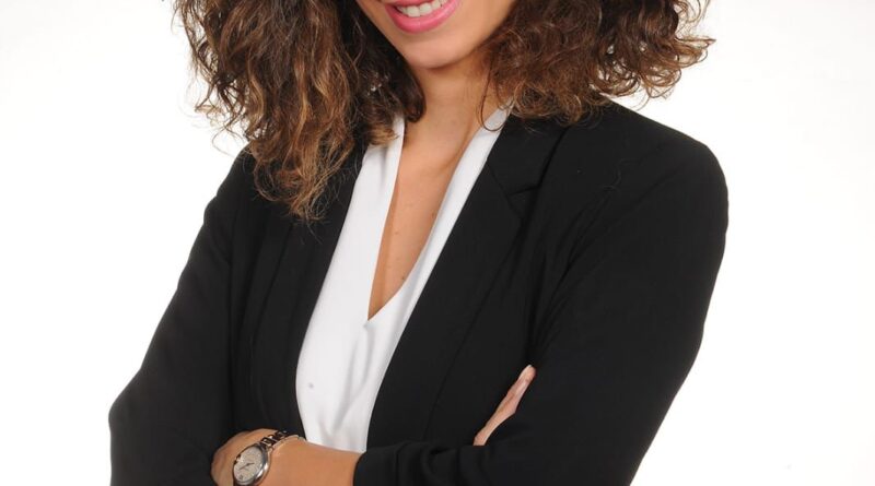 بمسيرة حافلة بالإنجازات المهنية والاجتماعية .. السيدة هناء مرعي أبو مرعي إضافة نوعية لخدمة الهلالية والجوار