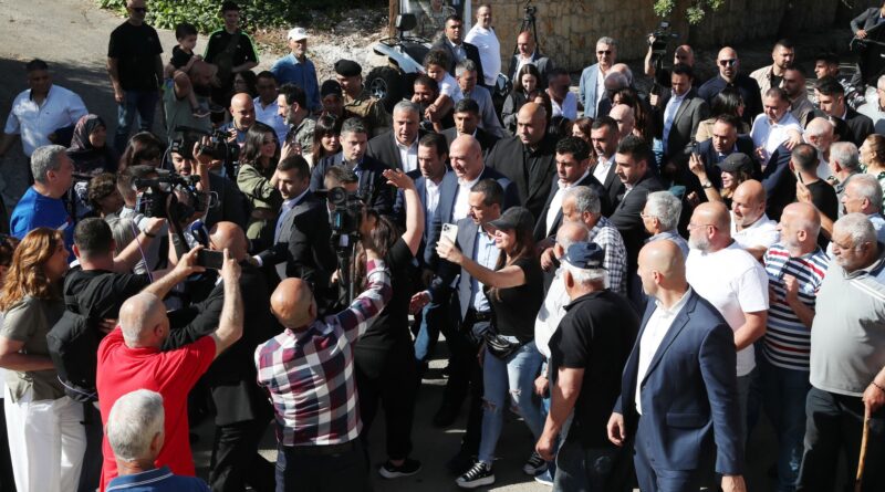 الرئيس عون زار محافظتي الجنوب والنبطية في المرحلة الأخيرة من الانتخابات البلدية والاختيارية واقترع في بلدة العيشية مسقط رأسه