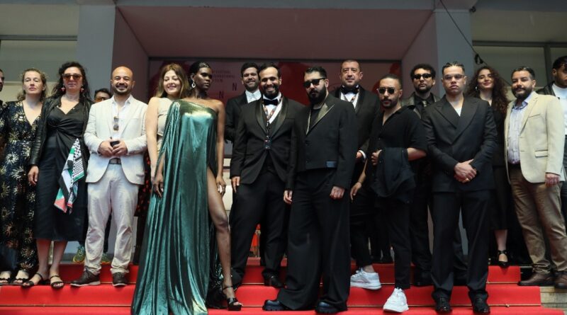 عرض ناجح للفيلم المصري عائشة لا تستطيع الطيران في نظرة ما بمهرجان كان السينمائي الدولي